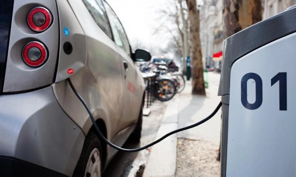 Ηλεκτρικά αυτοκίνητα: Ανοίγει η πλατφόρμα για τις επιδοτήσεις